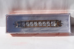 DTTX NSC 53' well car Class NWF13 - 17 Post, 3 yellow stripes TTX 656433. JTC# 772016