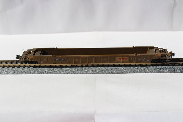 DTTX NSC 53' well car Class NWF13 - 17 Post (W & P) w/stripes, large Red TTX 655174. JTC# 772040