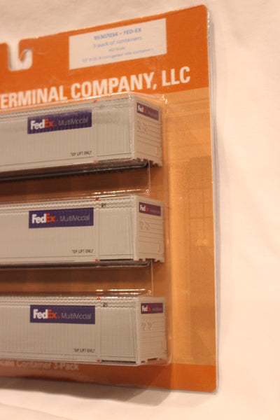 FedEx Multimodal (HO Scale 1:87) 8-55-8 Set #4, 3-pack Corrugated 4VI container with placards.. JTC# 95307034